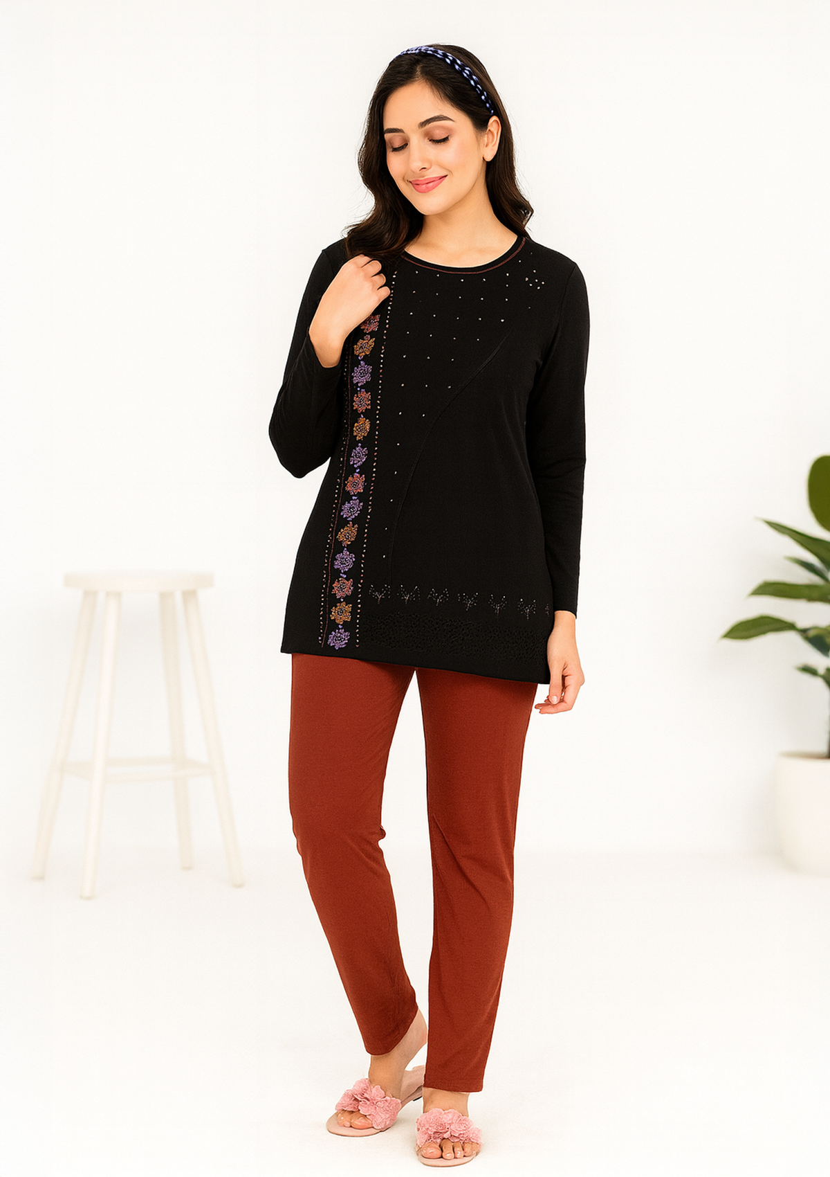 Women’s Night Suit – Long‑Top Set with Bead Dot Front