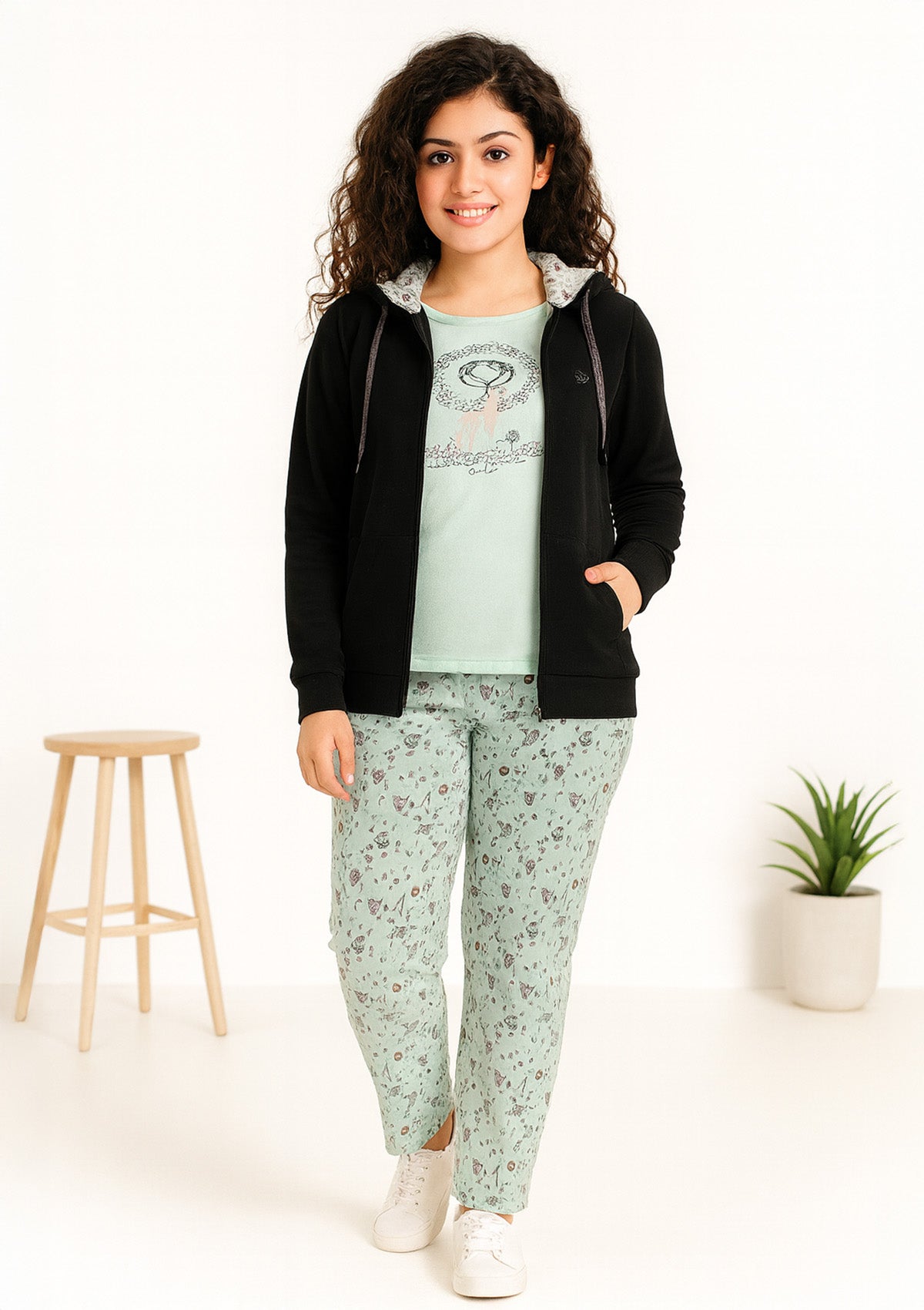 Printed Tracksuit – Zip Hoodie with Graphic Tee and Joggers