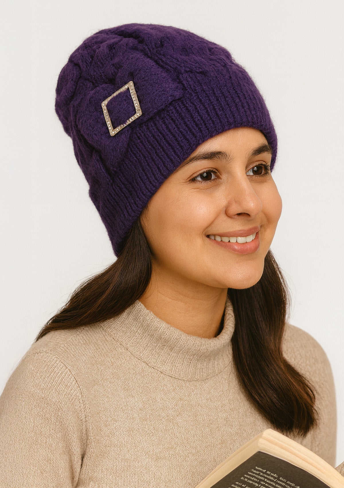 Deep Purple Bow Buckle Cable Knit Beanie – Elegant Woolen Cap