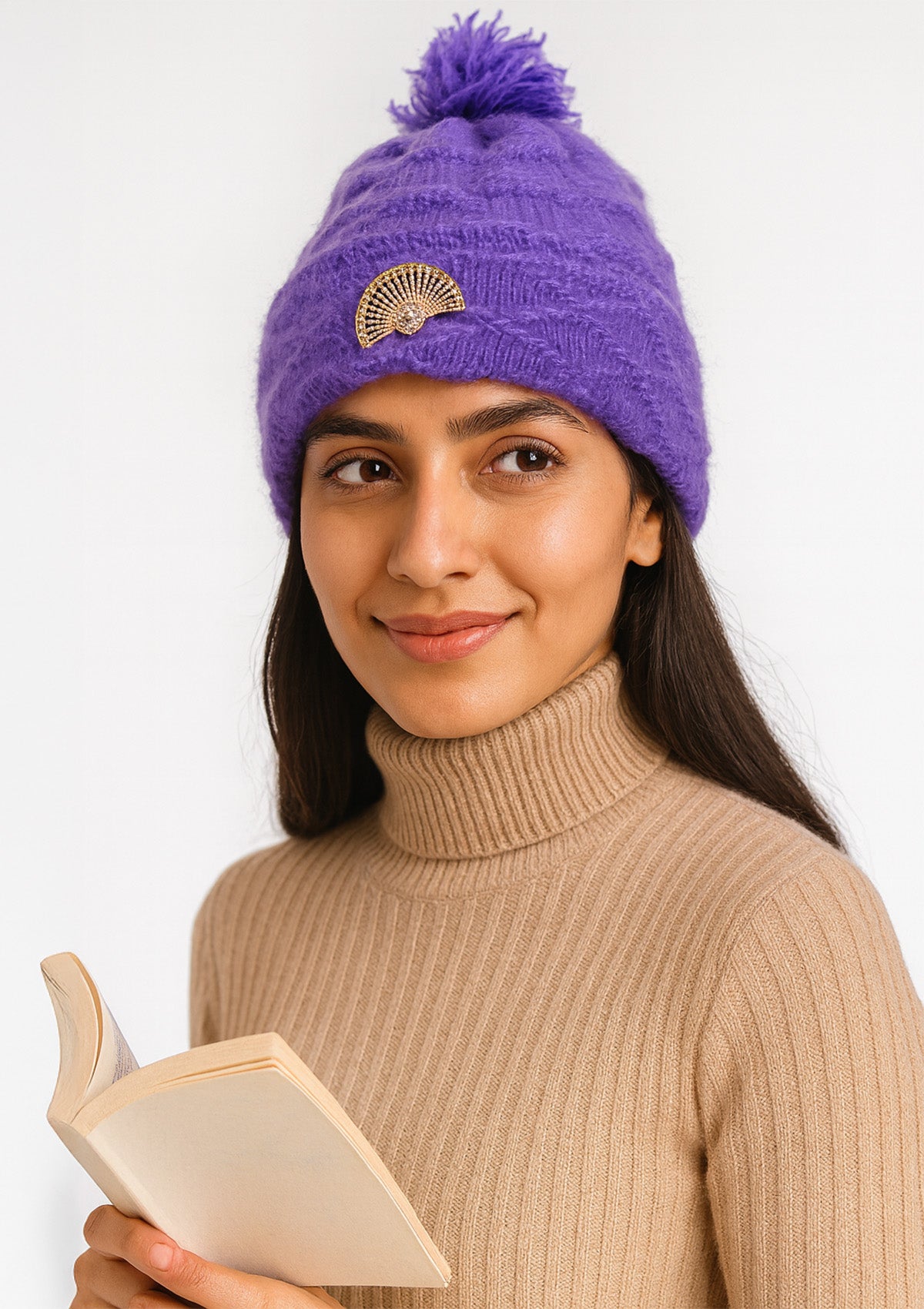 Women’s Purple Wool Cable Knit Winter Cap – Soft Knit Beanie