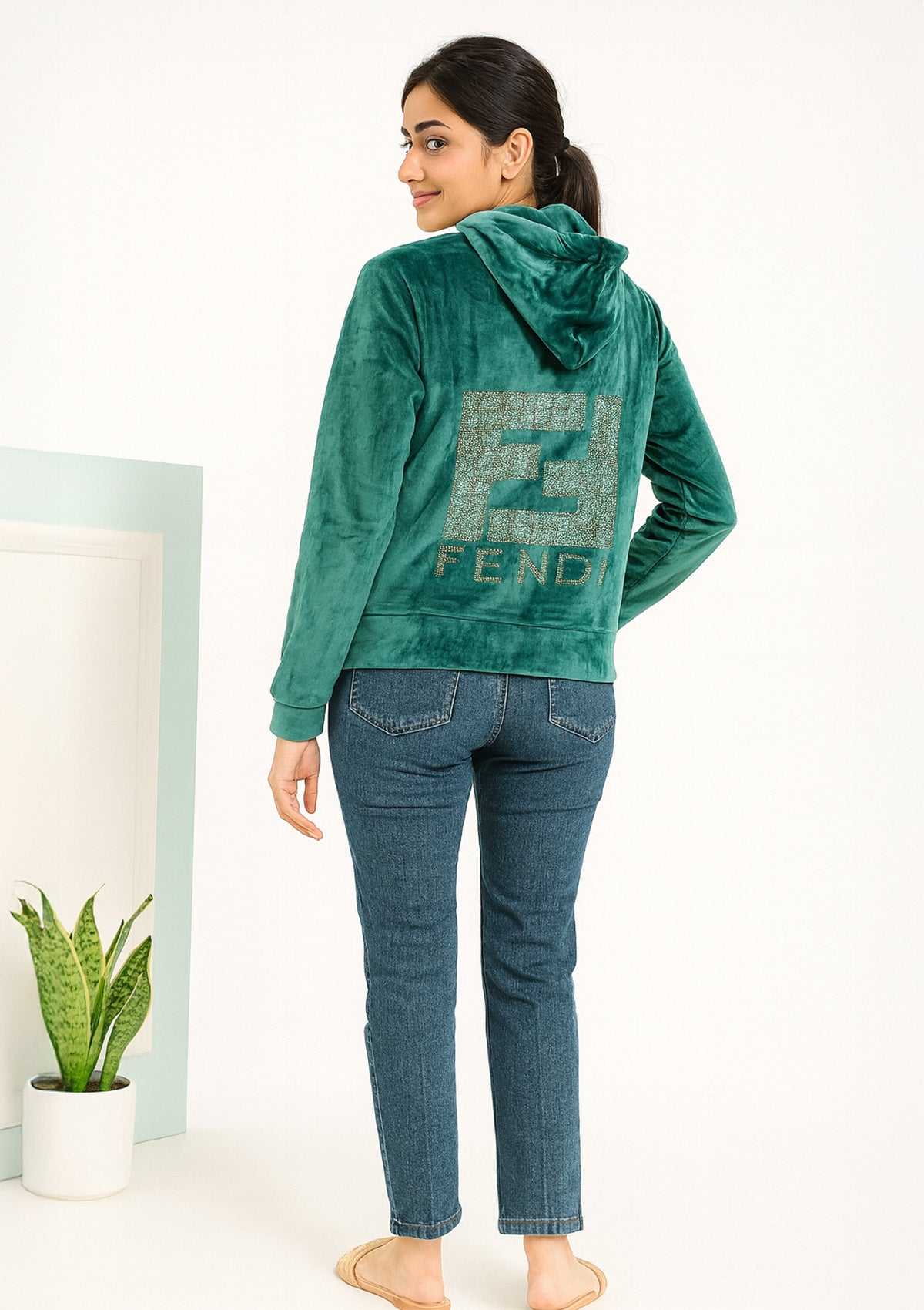 Premium Velvet Zip Hoodie for Women – Ultra‑Soft Plush Feel