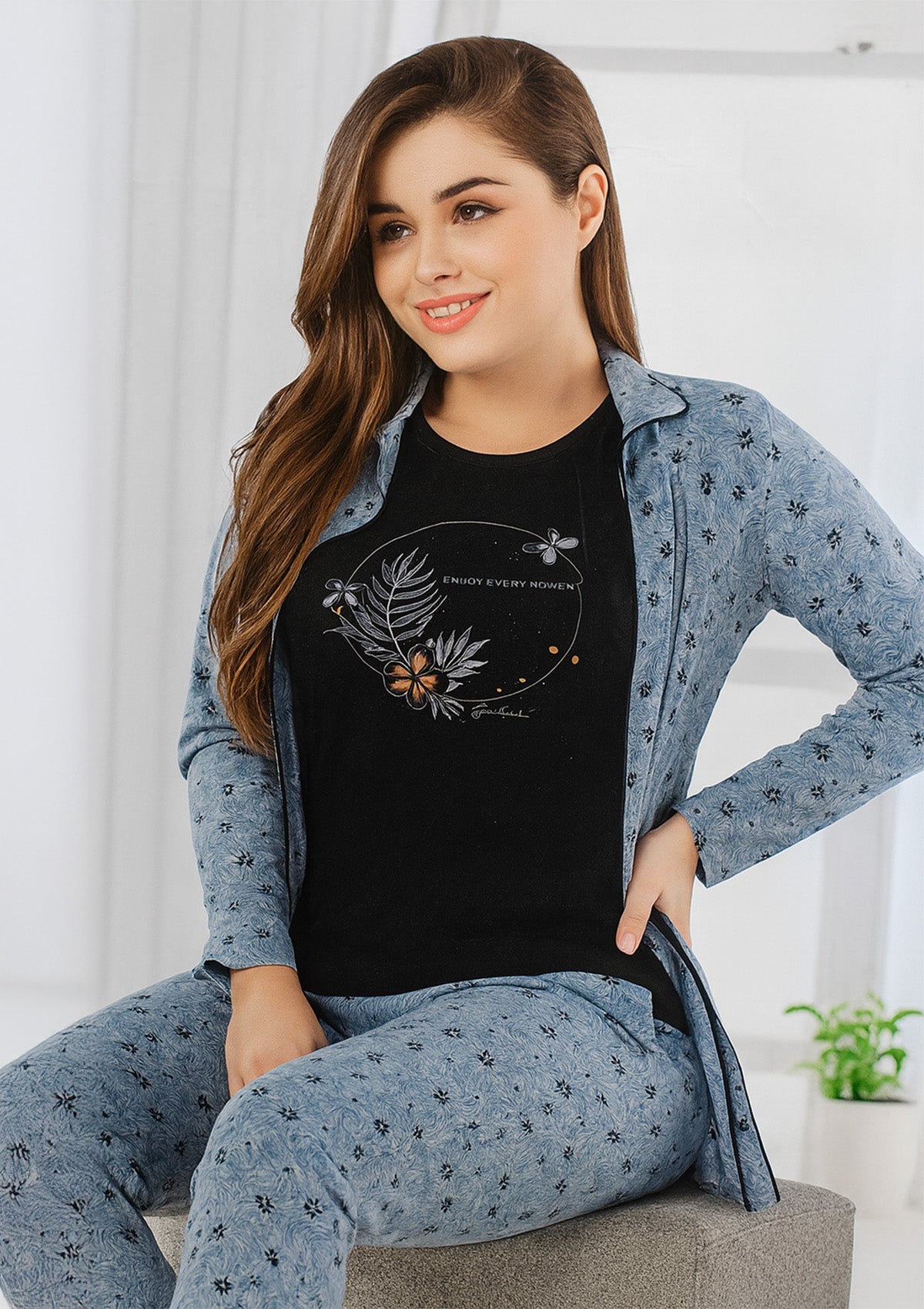 Women’s Night Suit – 3‑Piece Set, Sky Blue ditsy Floral Pyjama Suit