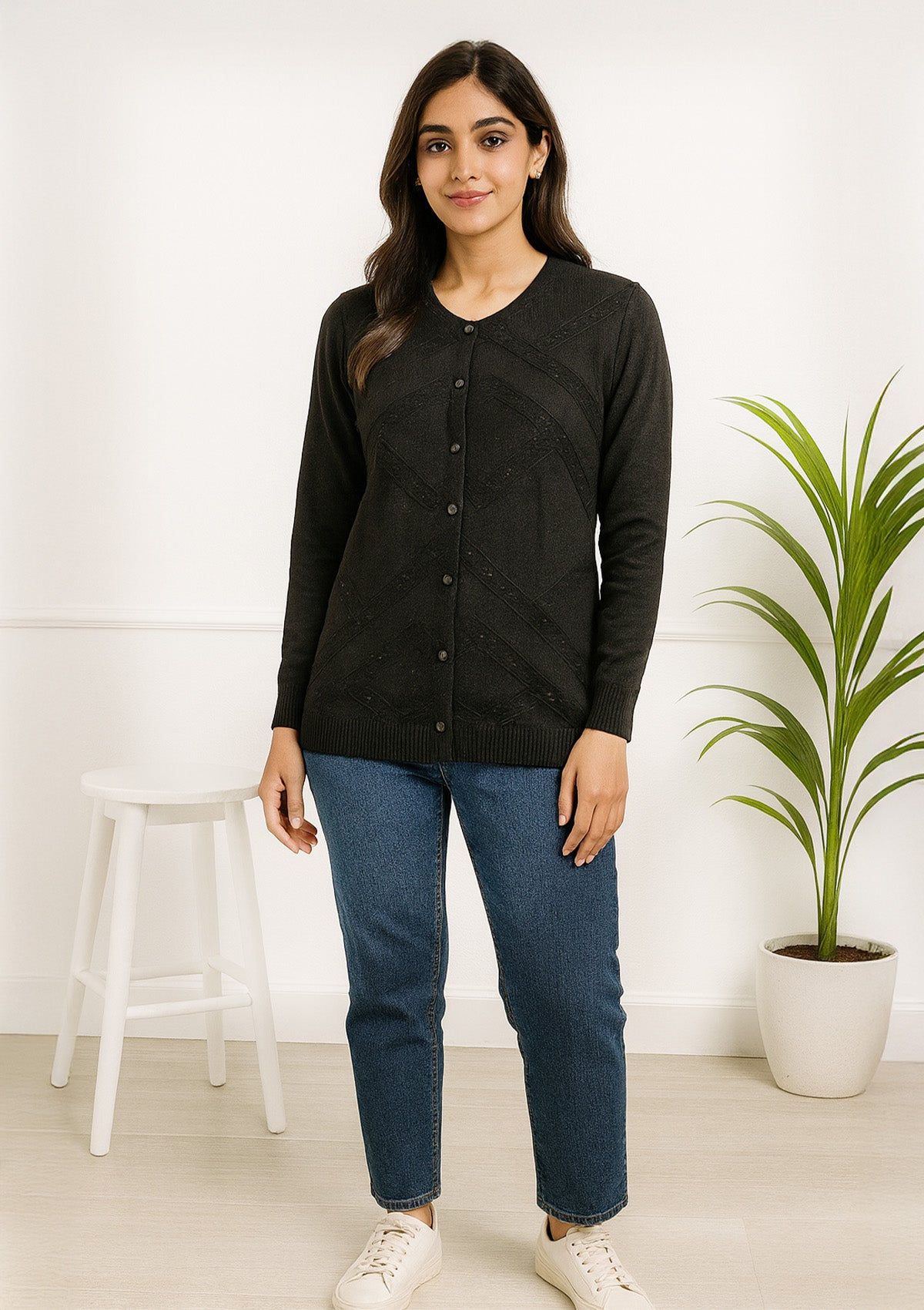 Women's Black Diamond-Textured Cardigan – Button-Up
