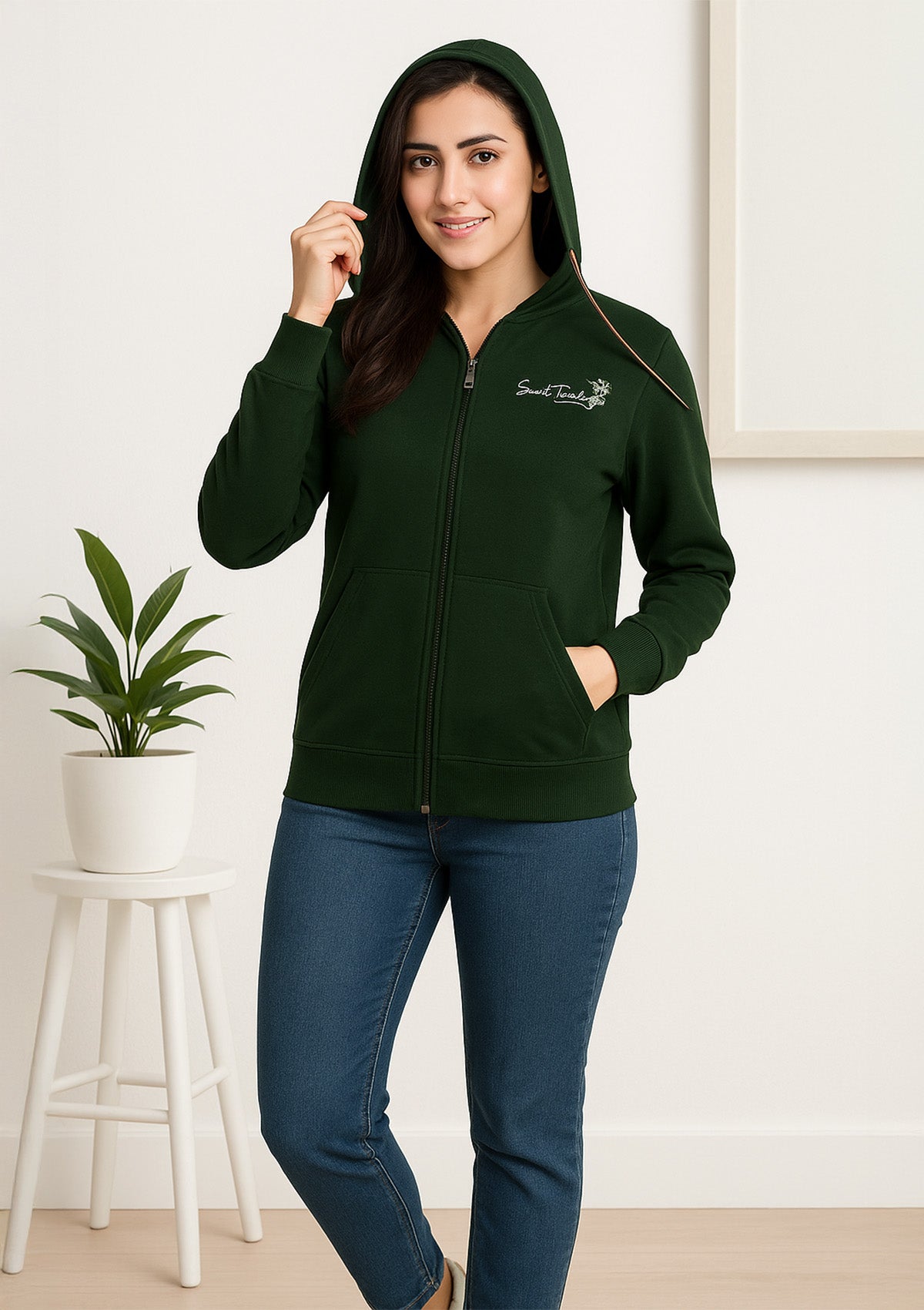 Forest Green Zip Hoodie – Soft Fleece Lounge Layer