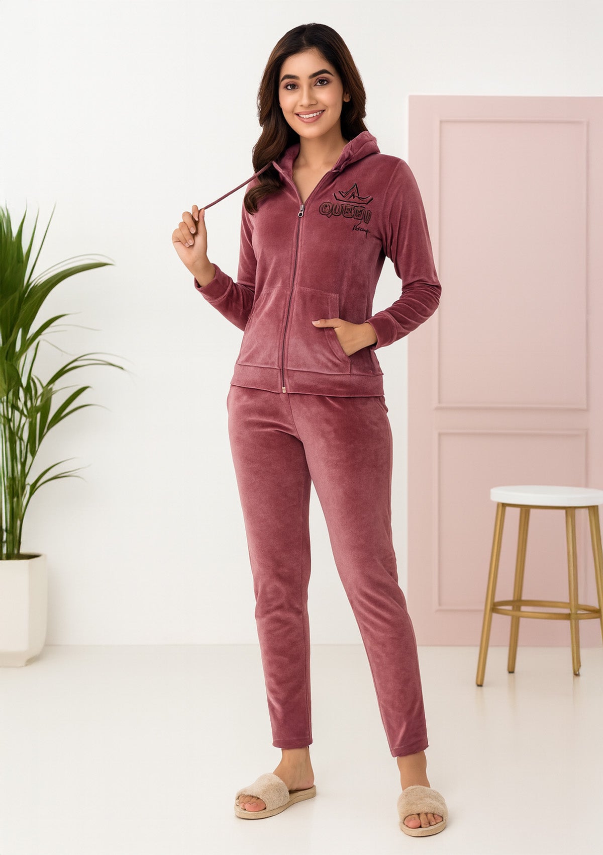 Plush Velvet Tracksuit for Women – Queen Hoodie Jogger Set
